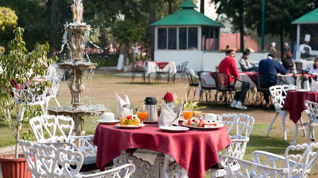 Hotel Hari Mahal Palace By Pachar Group à Jaipur Extérieur photo